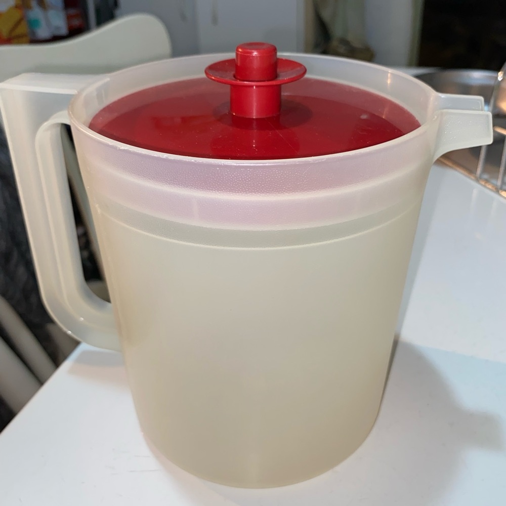 Tupperware Pitcher